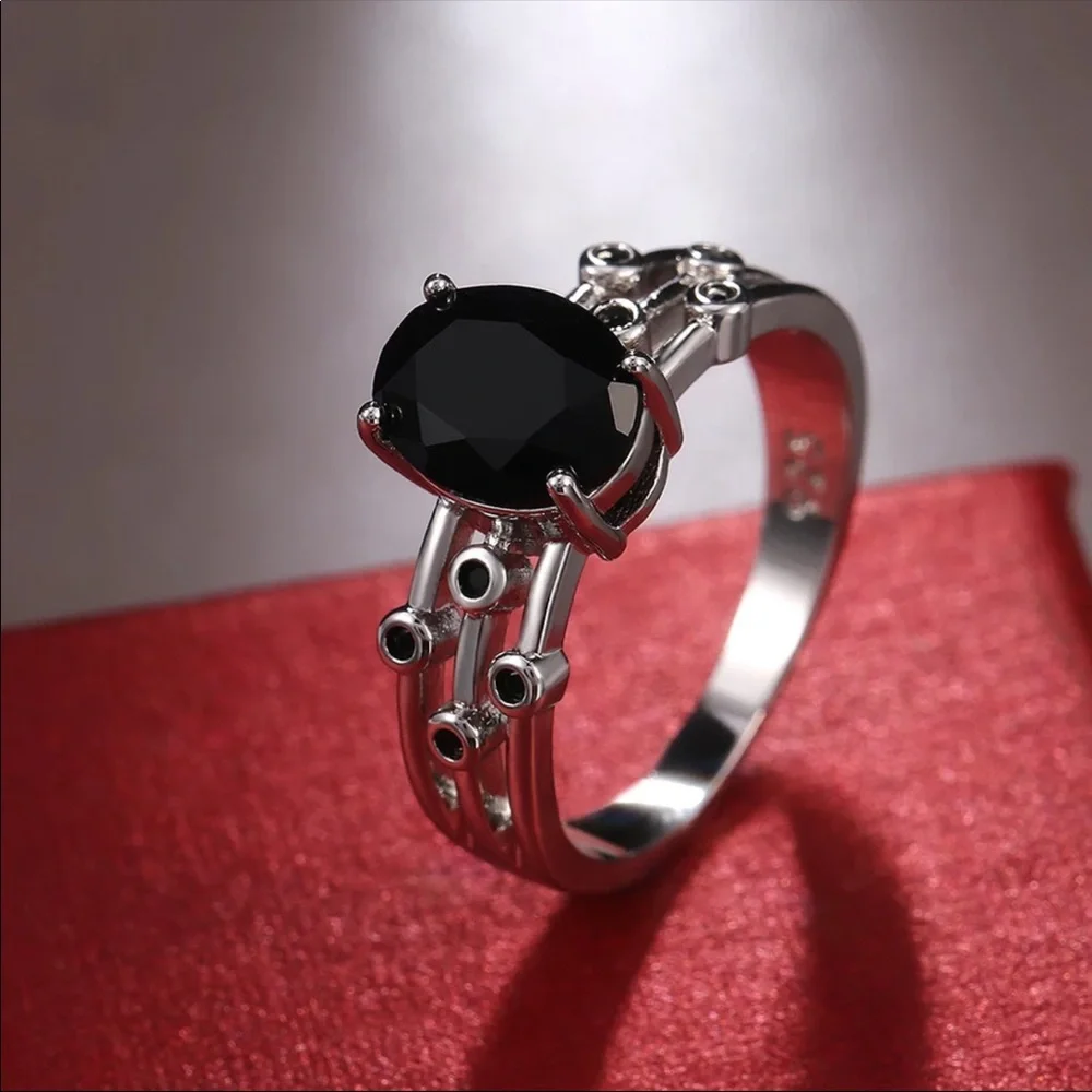 New Women’s 925 Silver Three Rows Sapphire Ring - Picture 5 of 6